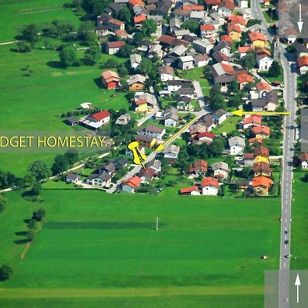 Budget Homestay Кобарид Экстерьер фото