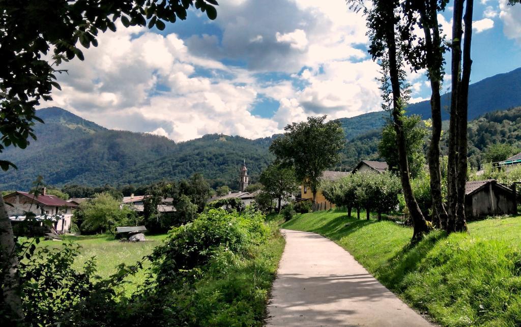 Budget Homestay Кобарид Экстерьер фото