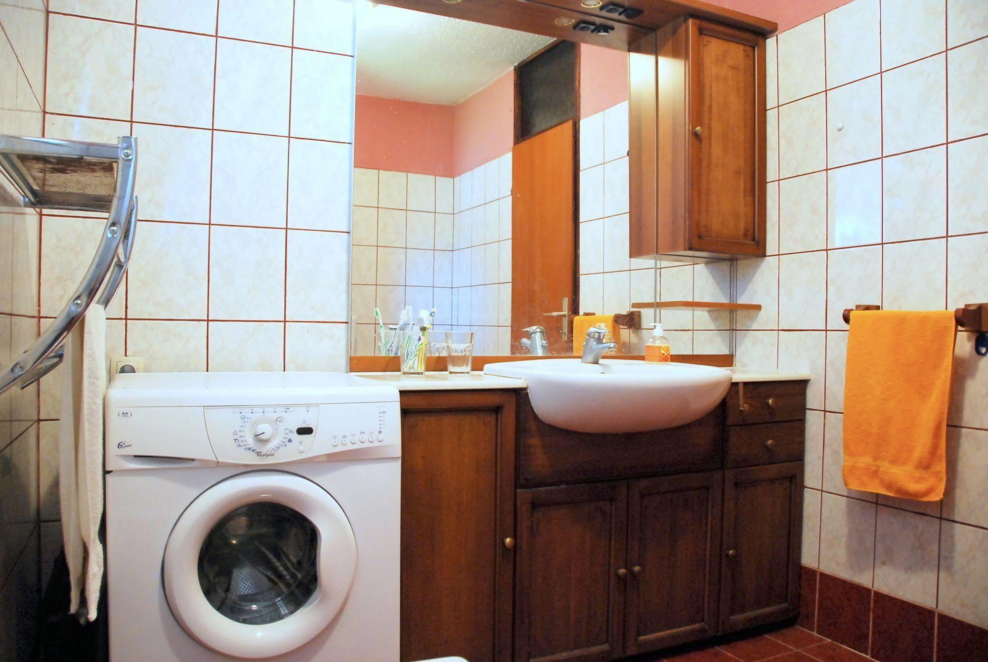 Budget Homestay Кобарид Экстерьер фото